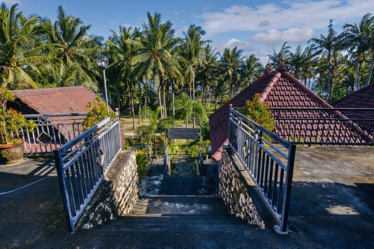Coconut Hill Cottage Batununggul Екстер'єр фото